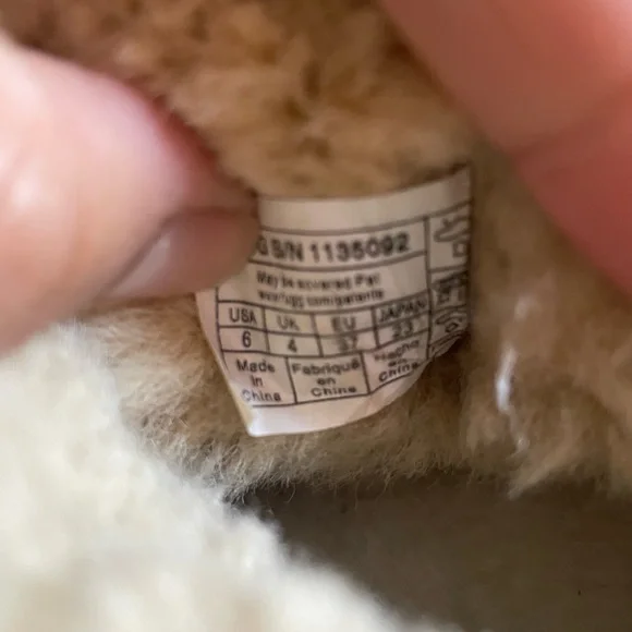 Uggs ultra mini platform boots suede Sand sz 6 - Picture 6 of 6